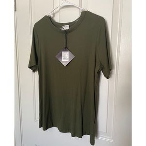 NWT Ava & Viv Olive Ribbed Top